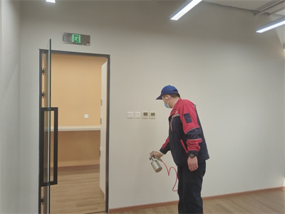 办公室隔断除醛技术​400-601-5399中净护航室内甲醛检测治理